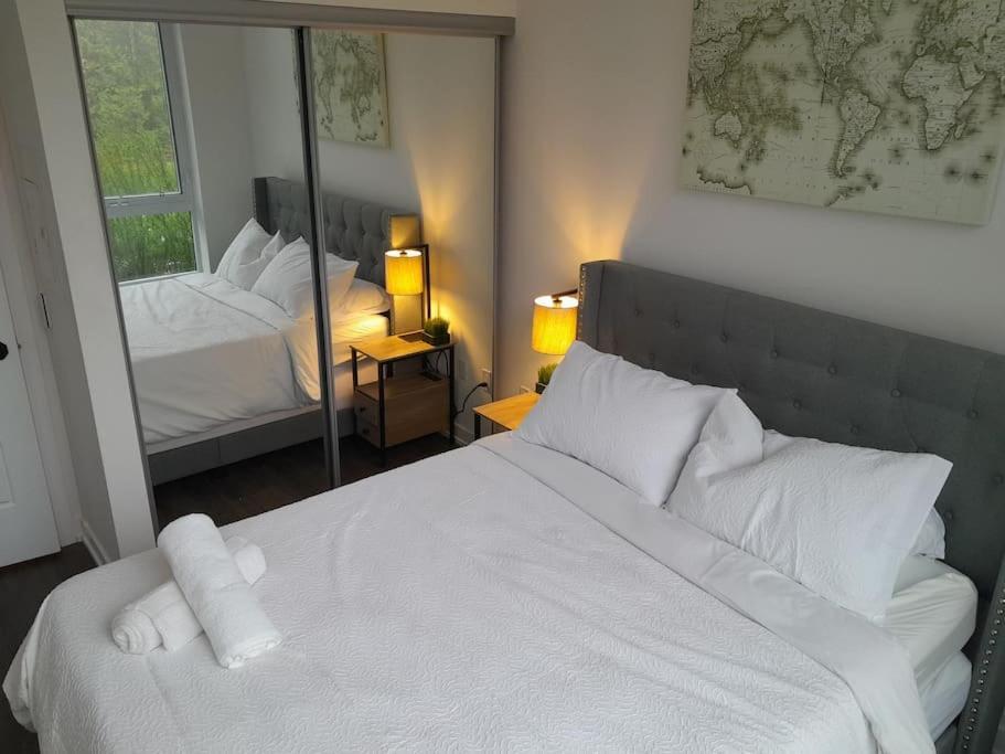 Cozy South View Suite Overlooking The Nature Trail Innisfil Ngoại thất bức ảnh